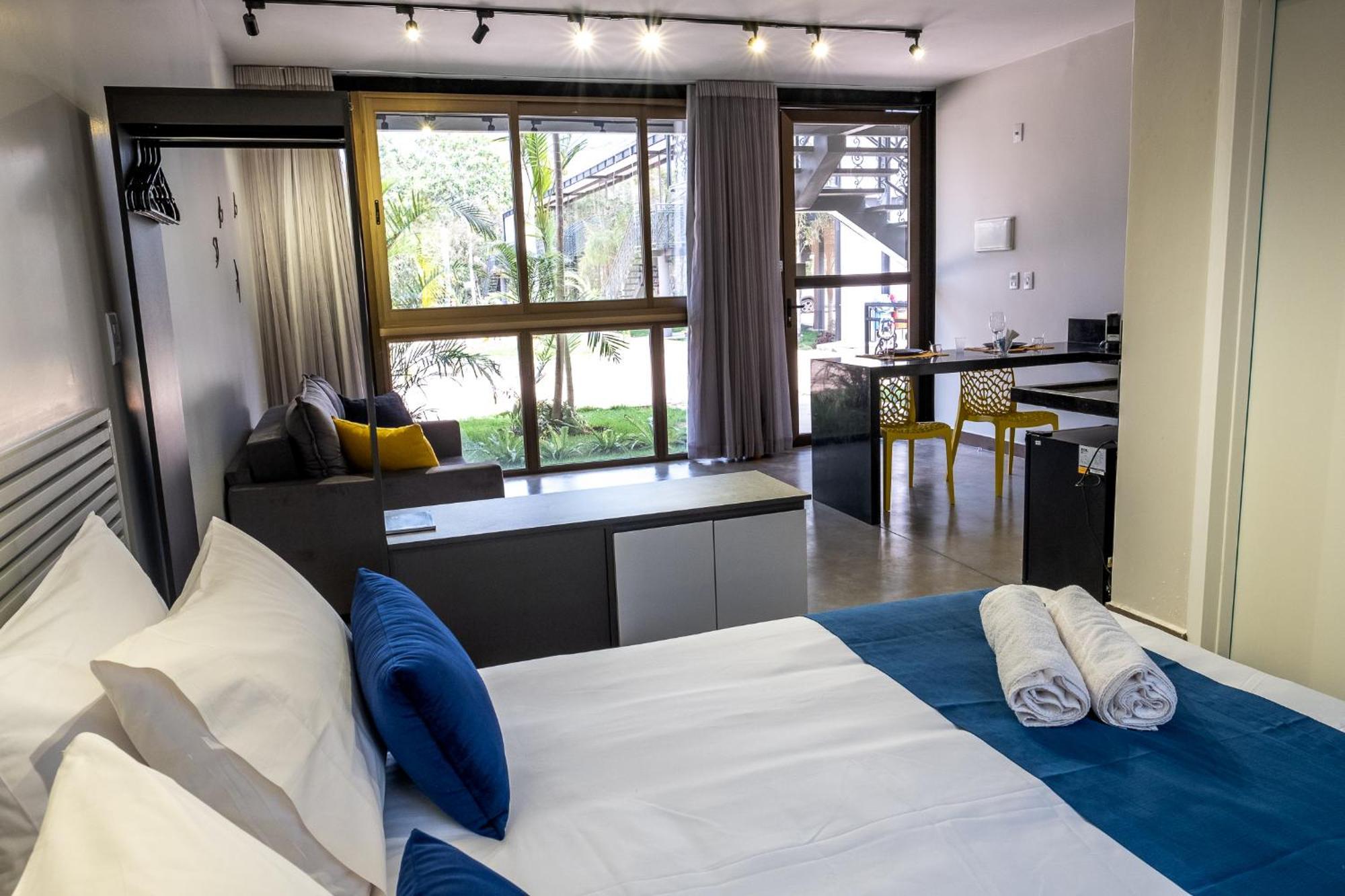 Ecolounge Studios Пиренополис Экстерьер фото